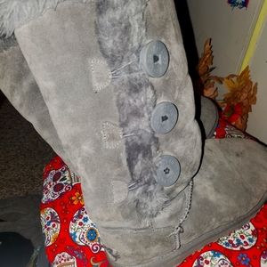 Ugg grey boots